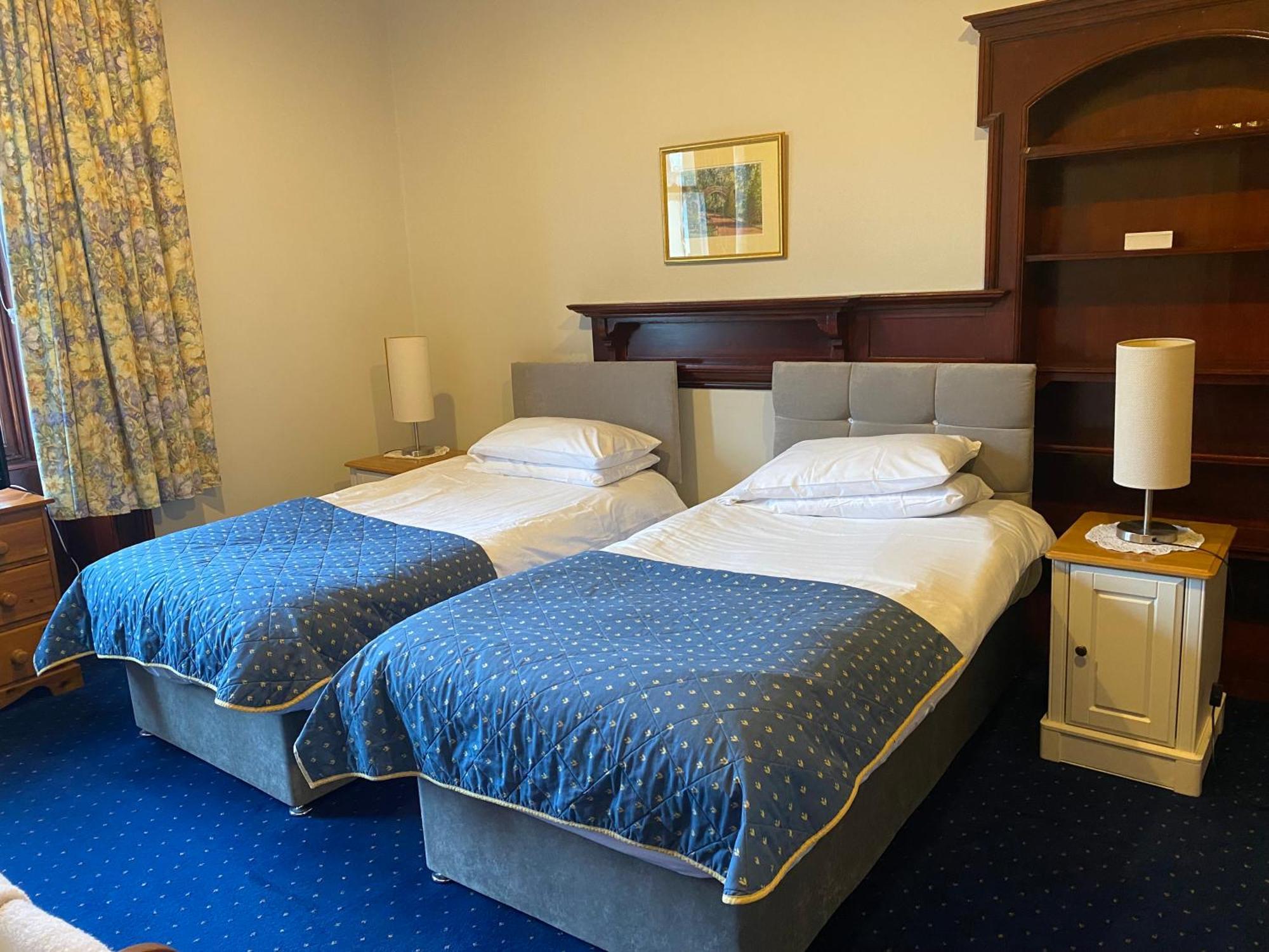 Townhouse Apartments Άυρ Εξωτερικό φωτογραφία