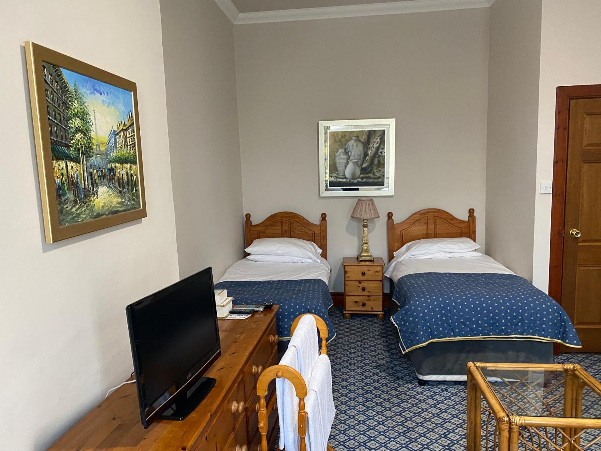 Townhouse Apartments Άυρ Εξωτερικό φωτογραφία